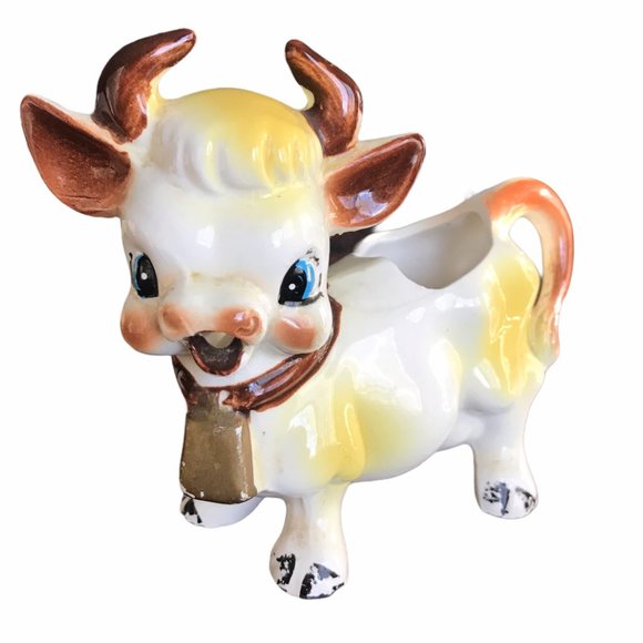 Vintage Ceramic Cow Creamer & Salt n Pepper shaker - Picture 2 of 6